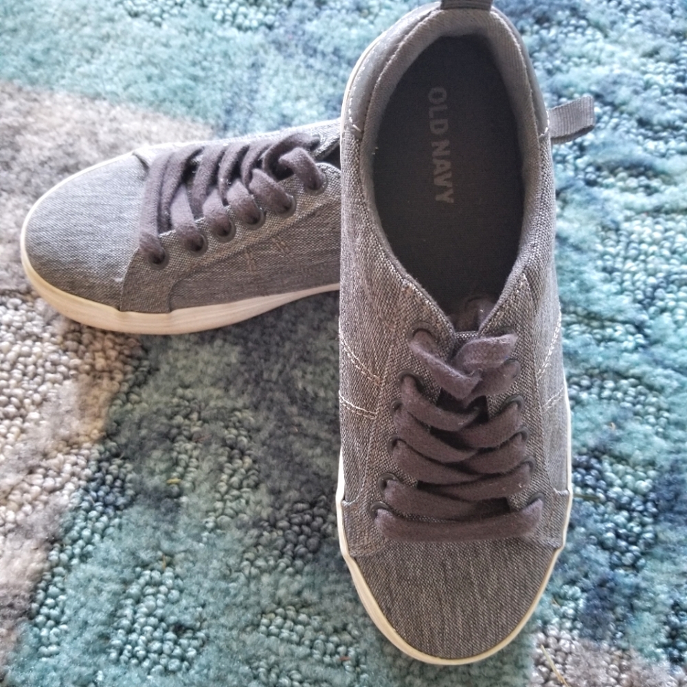OLD NAVY Boy's Gray Canvas Shoes